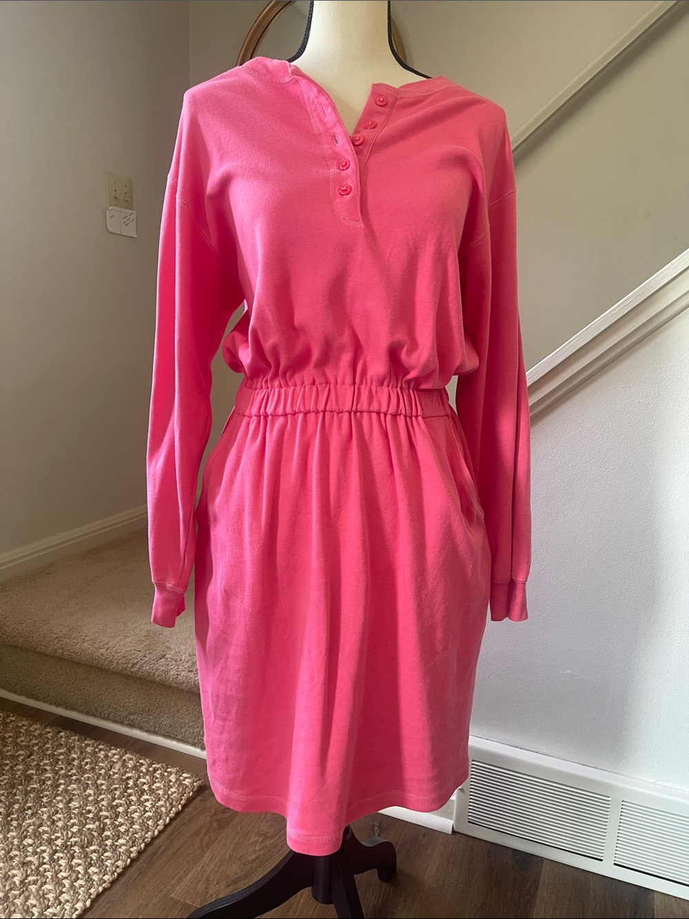 Lands end 100% cotton melon, long sleeve casual dress size 10/12